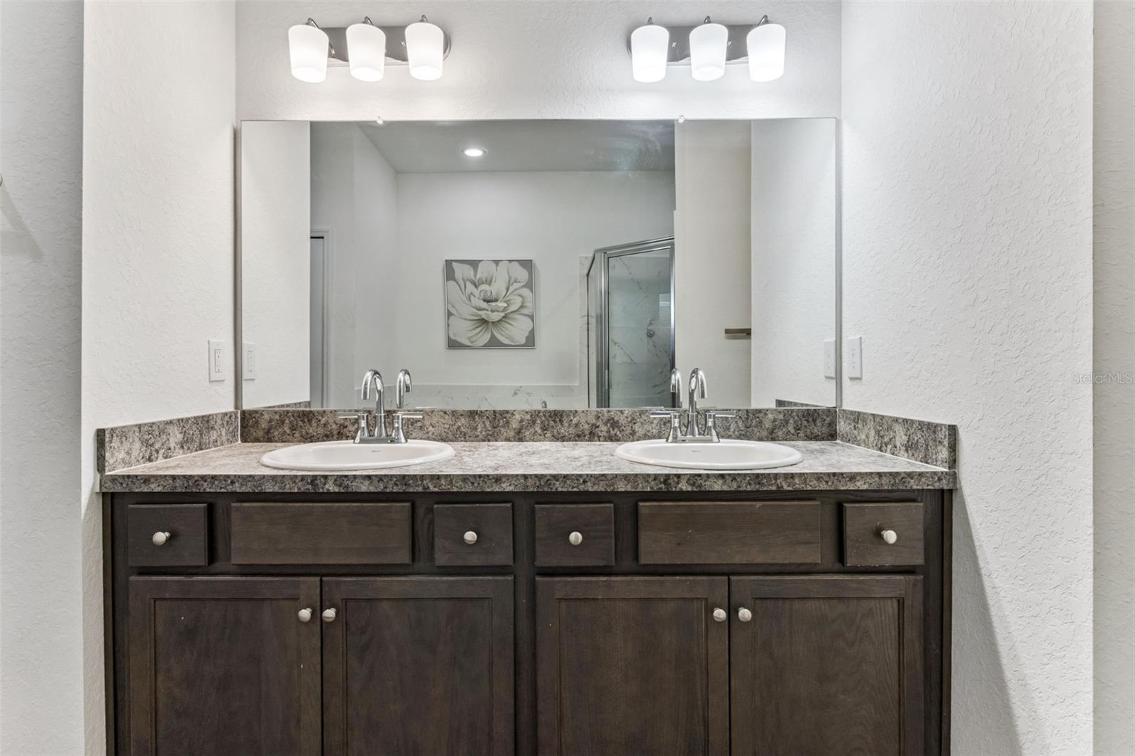 PALM X - Residential