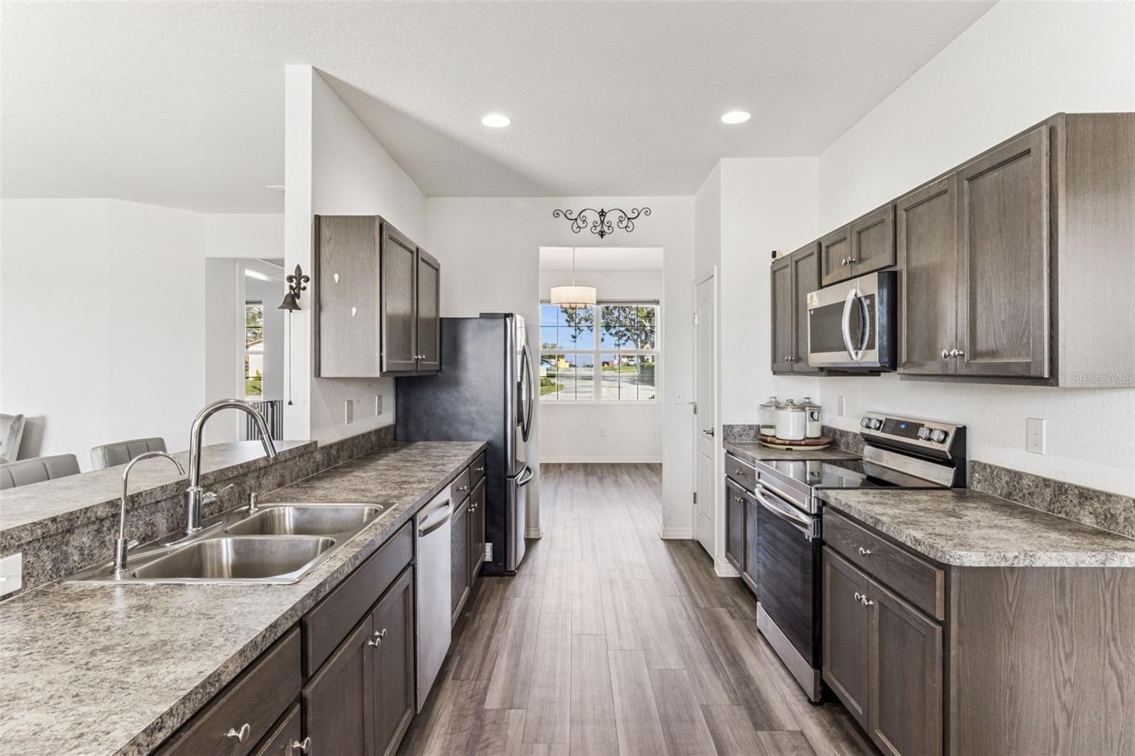 PALM X - Residential