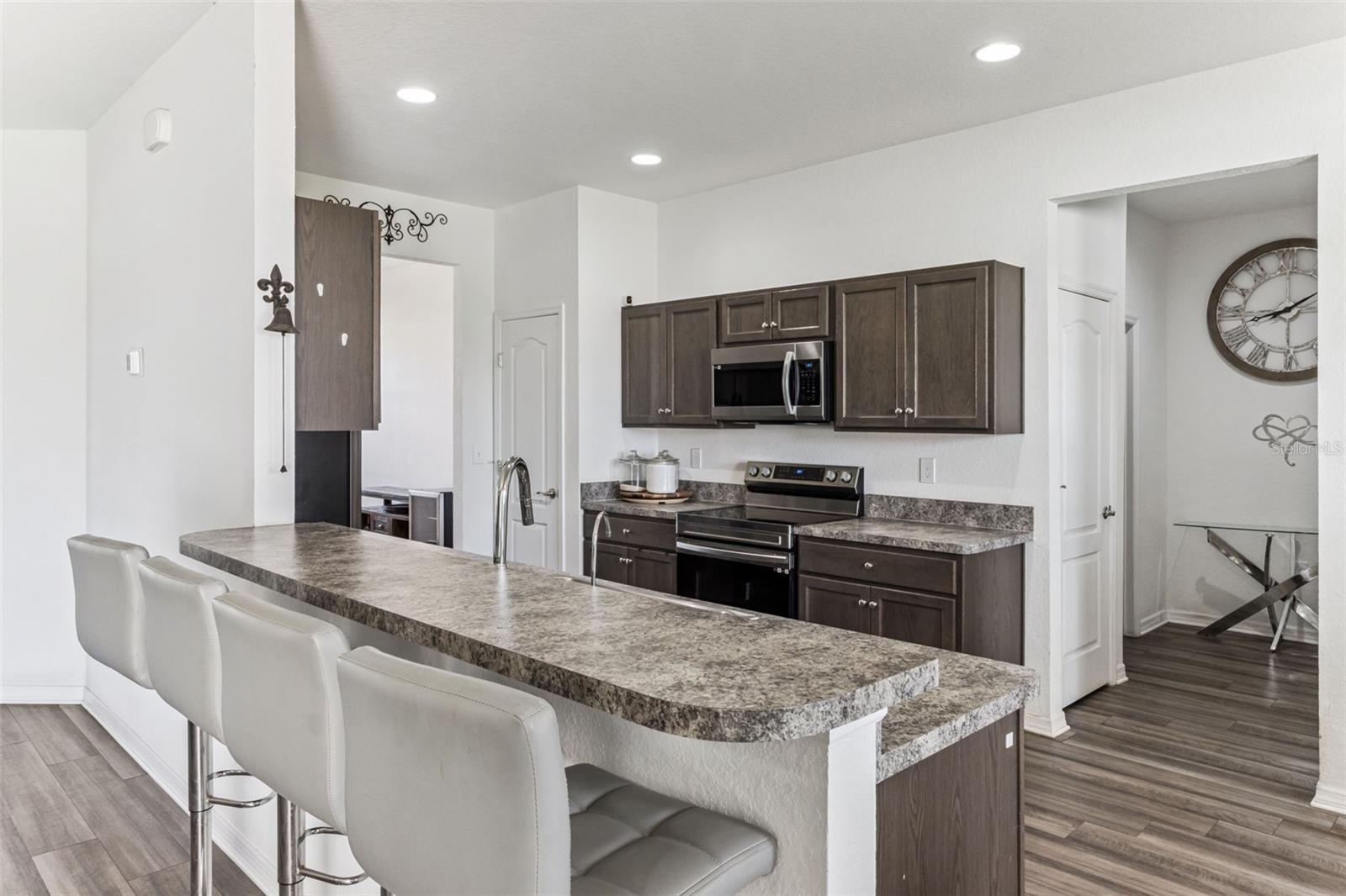 PALM X - Residential