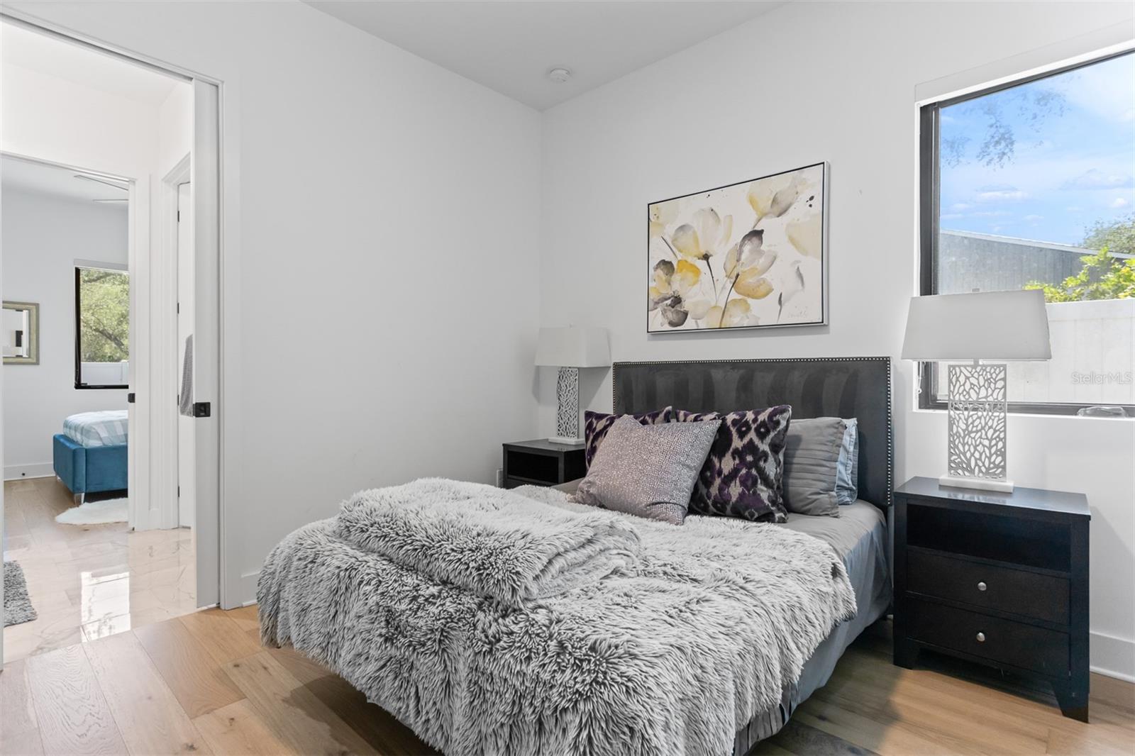 CRESCENT PARK - Residential