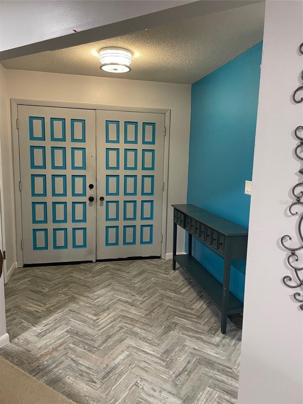 Photo of 2325 Lauderdale Court, Orlando, FL 32805 (MLS # O6380858)