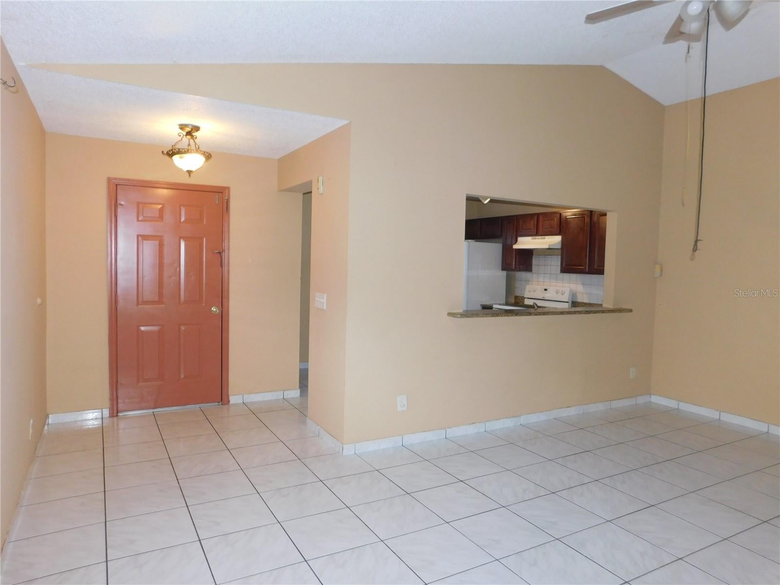 2826 RIDGE COVE COURT