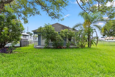 Photo of 1418 Massachussetts Avenue, Saint Cloud, FL 34769 (MLS # P4935850)