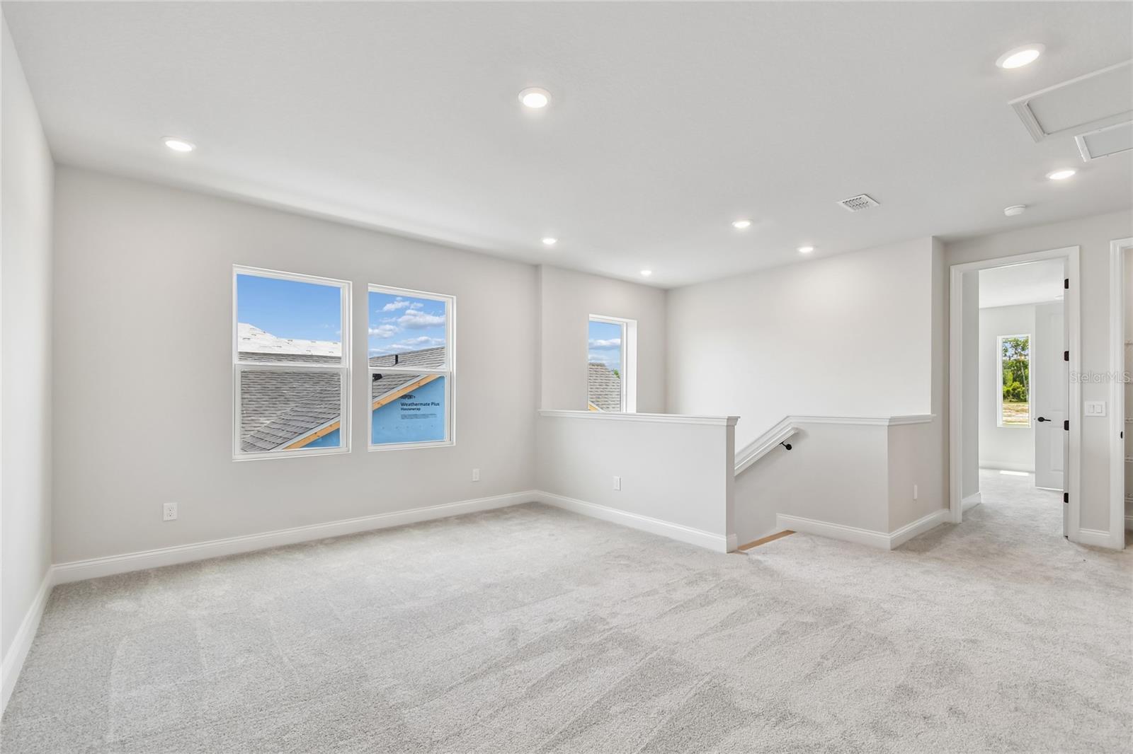 OAKFIELD AT MOUNT DORA - Residential