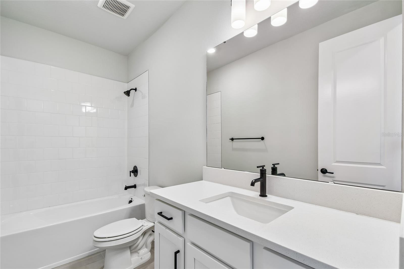 OAKFIELD AT MOUNT DORA - Residential