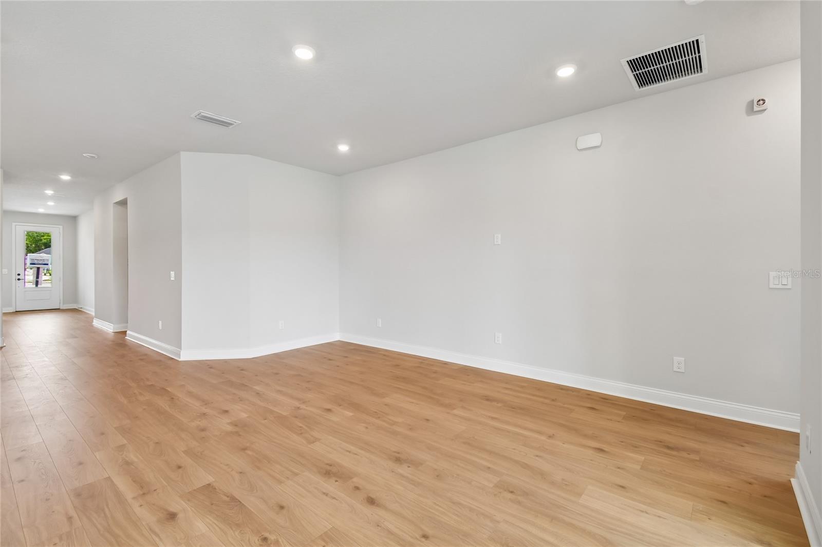 OAKFIELD AT MOUNT DORA - Residential