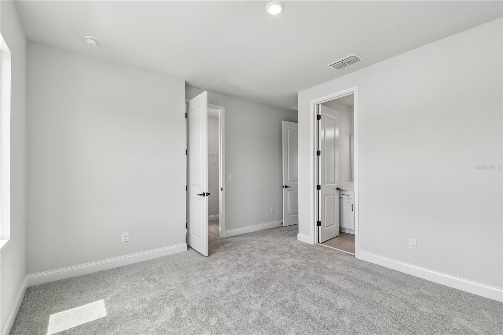 OAKFIELD AT MOUNT DORA - Residential