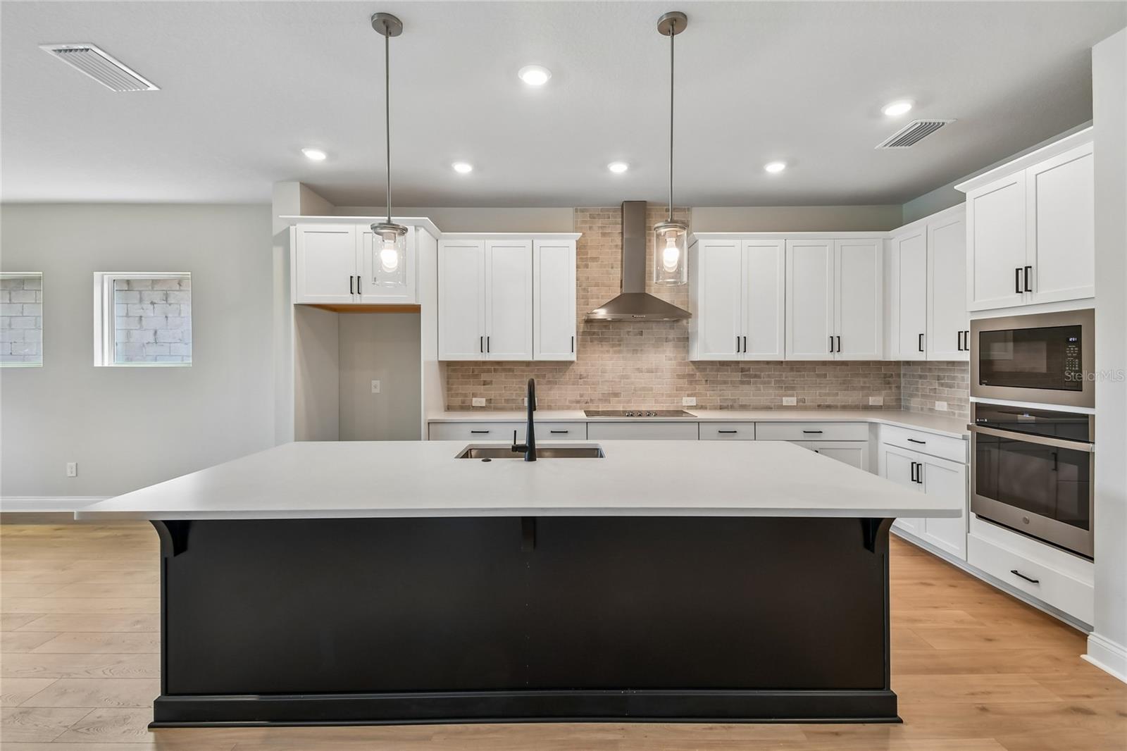 OAKFIELD AT MOUNT DORA - Residential