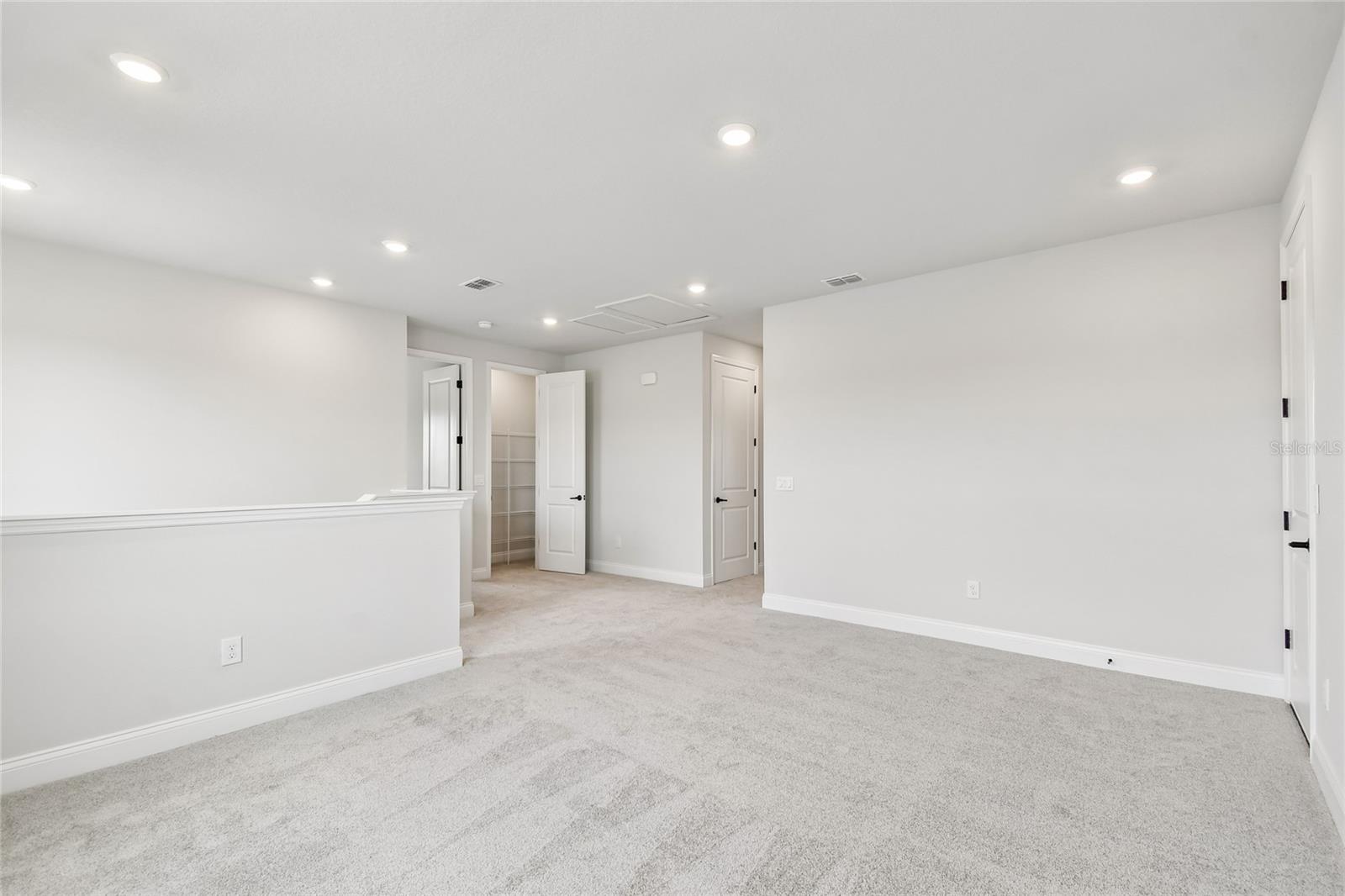 OAKFIELD AT MOUNT DORA - Residential