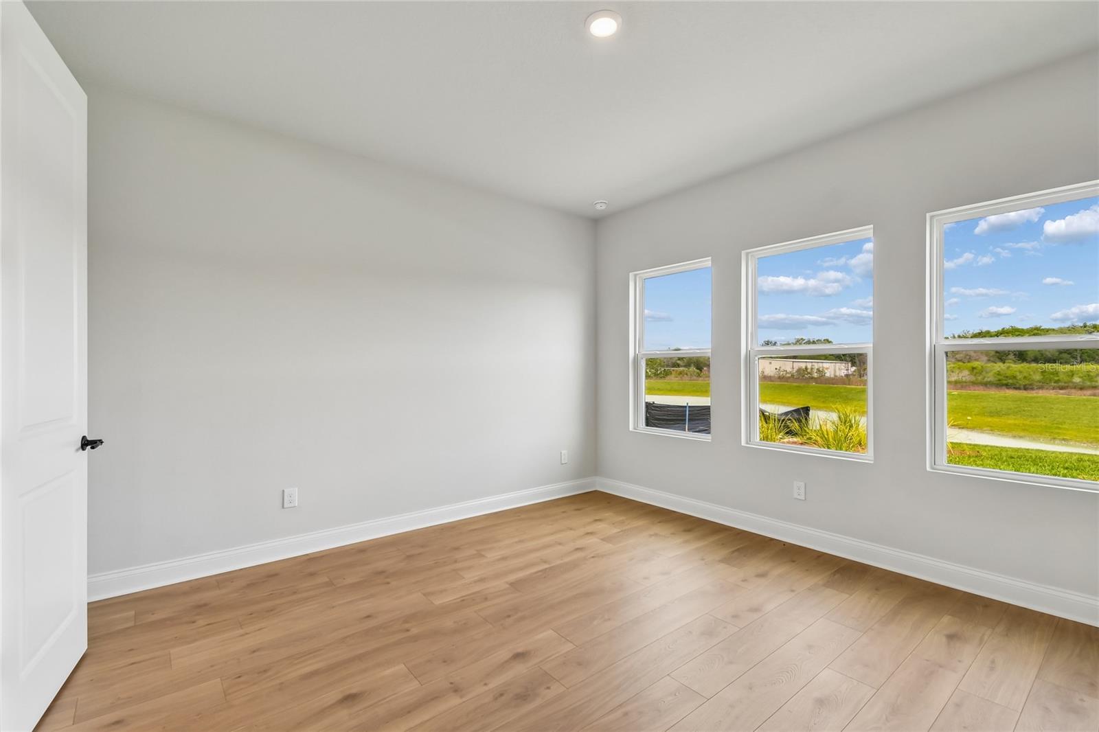 OAKFIELD AT MOUNT DORA - Residential