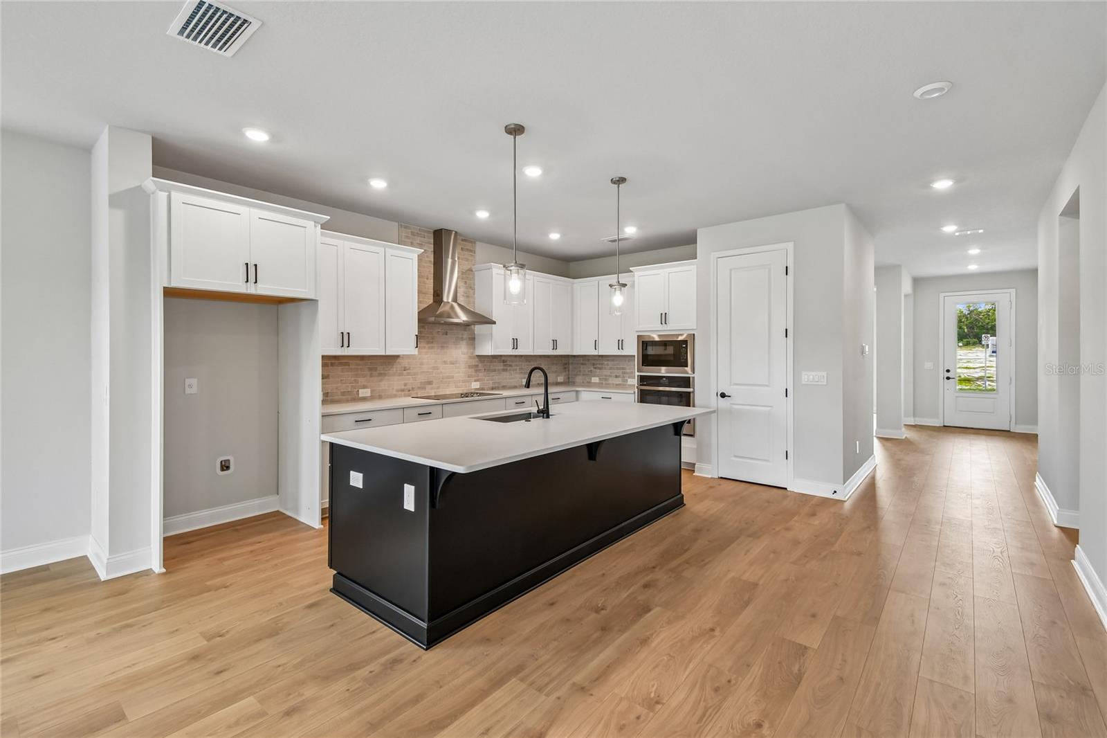 OAKFIELD AT MOUNT DORA - Residential