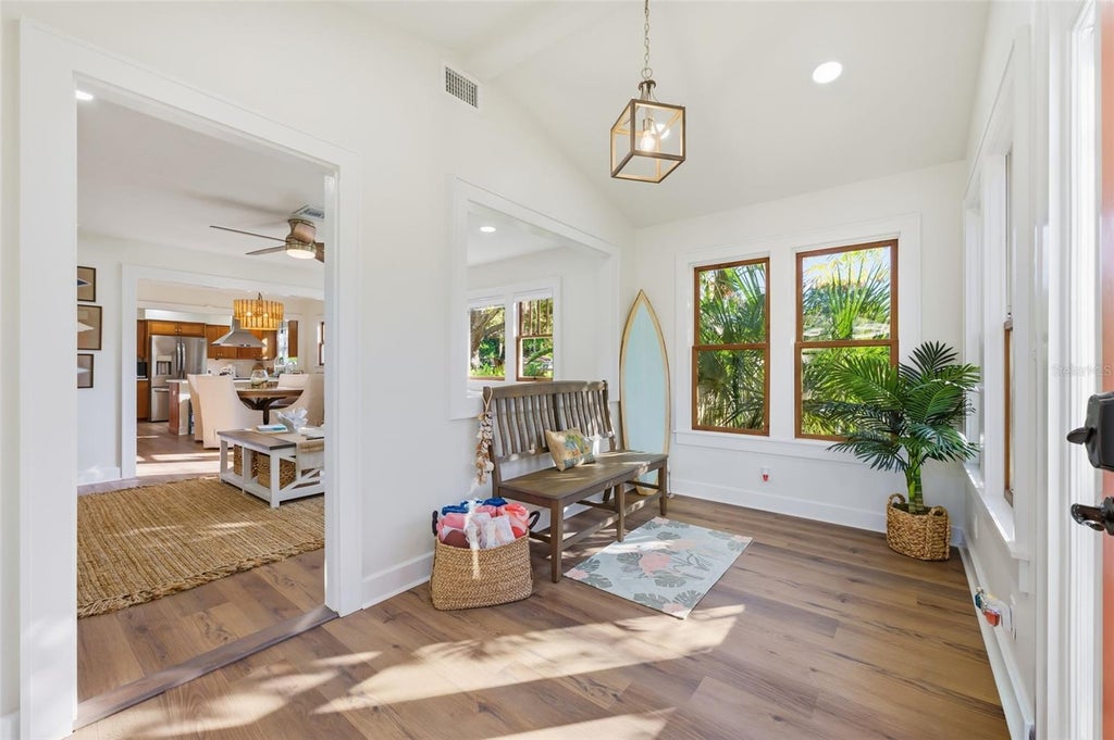 Photo of 400 4th Avenue NW, Largo, FL 33770 (MLS # TB8546722)