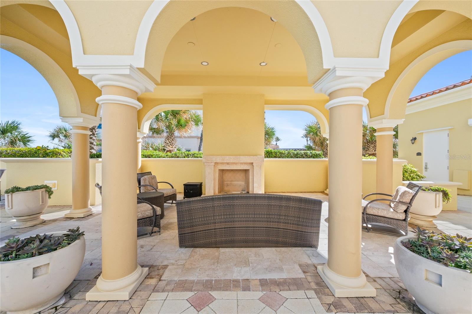 HAMMOCK DUNES - Residential