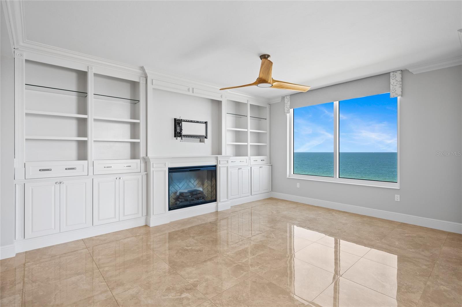 HAMMOCK DUNES - Residential