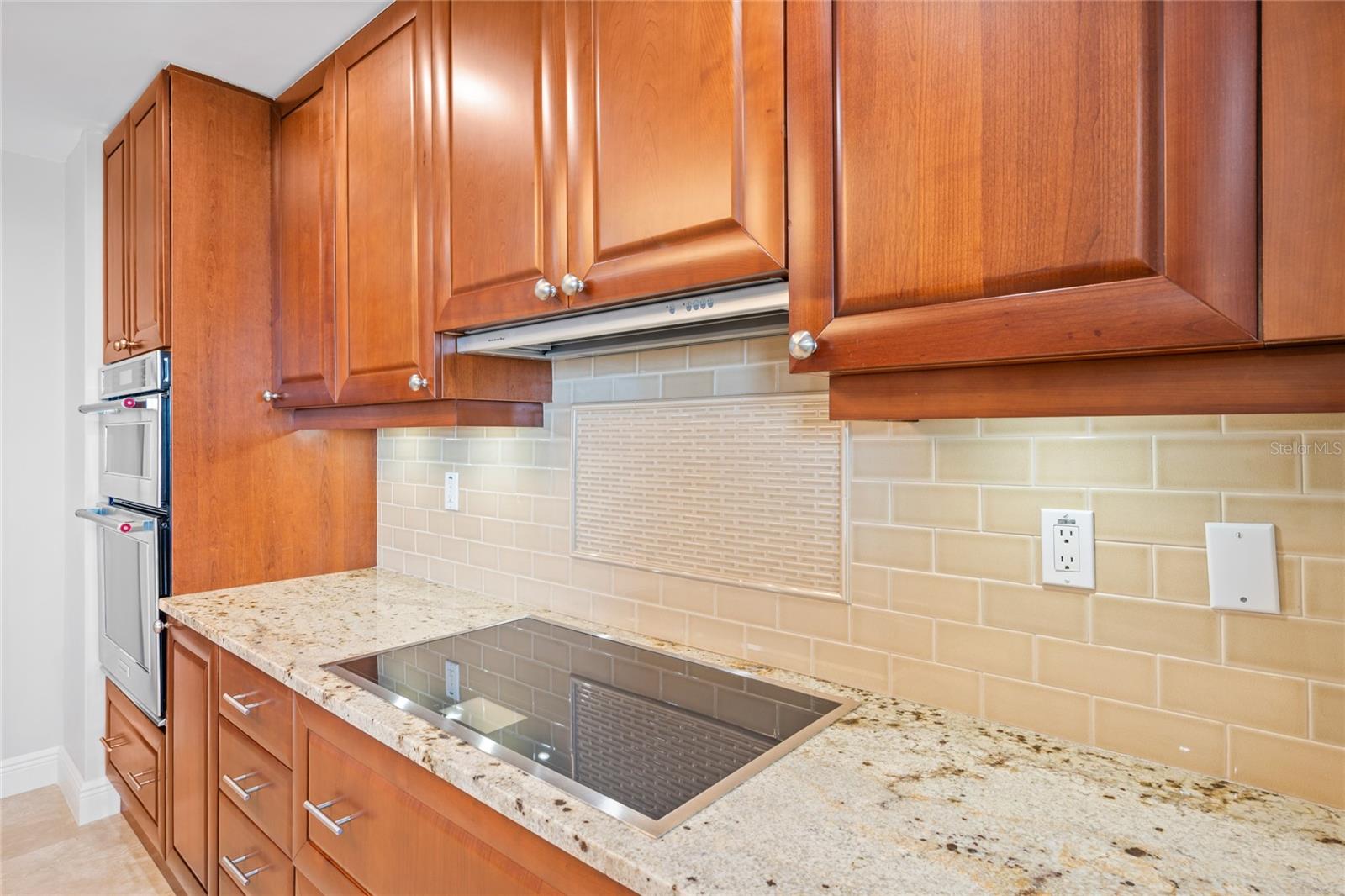 HAMMOCK DUNES - Residential