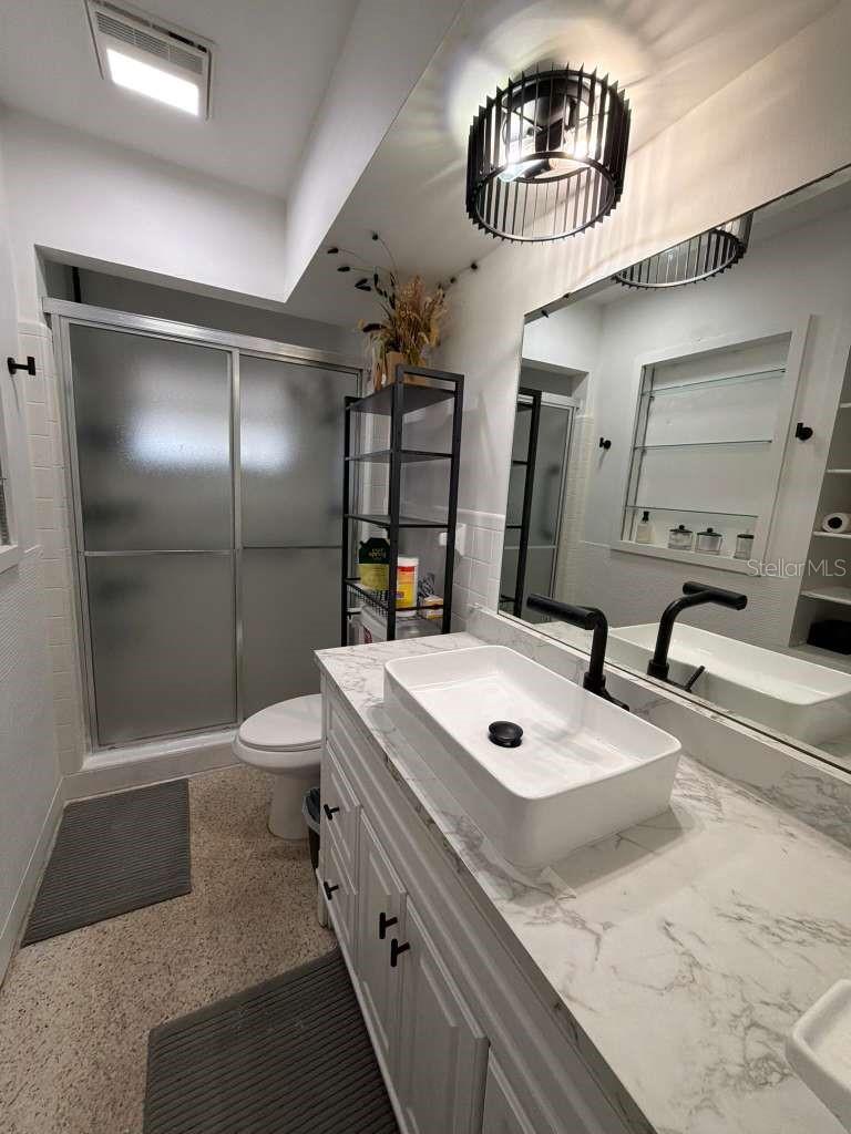 DE SOTO COUNTRY CLUB COLONY - Residential Lease