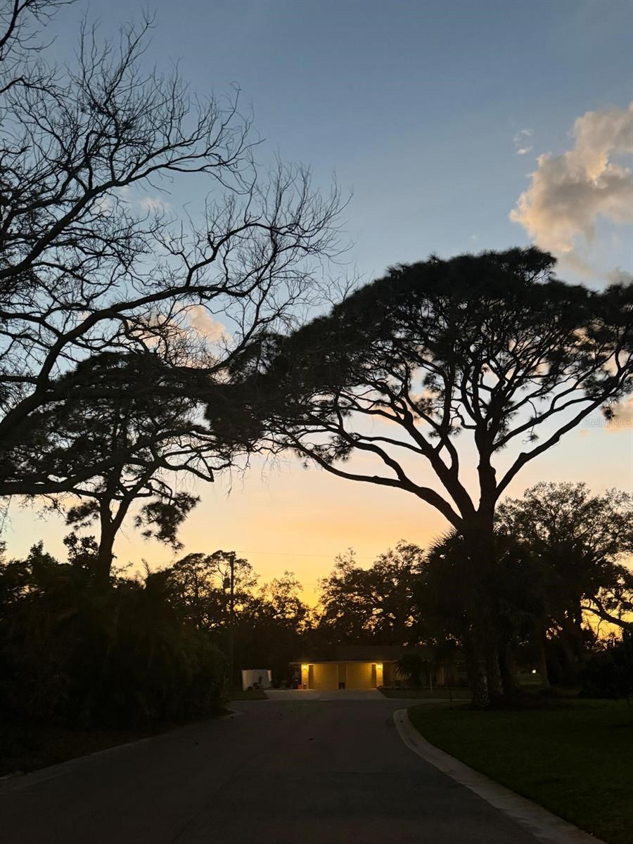 DE SOTO COUNTRY CLUB COLONY - Residential Lease