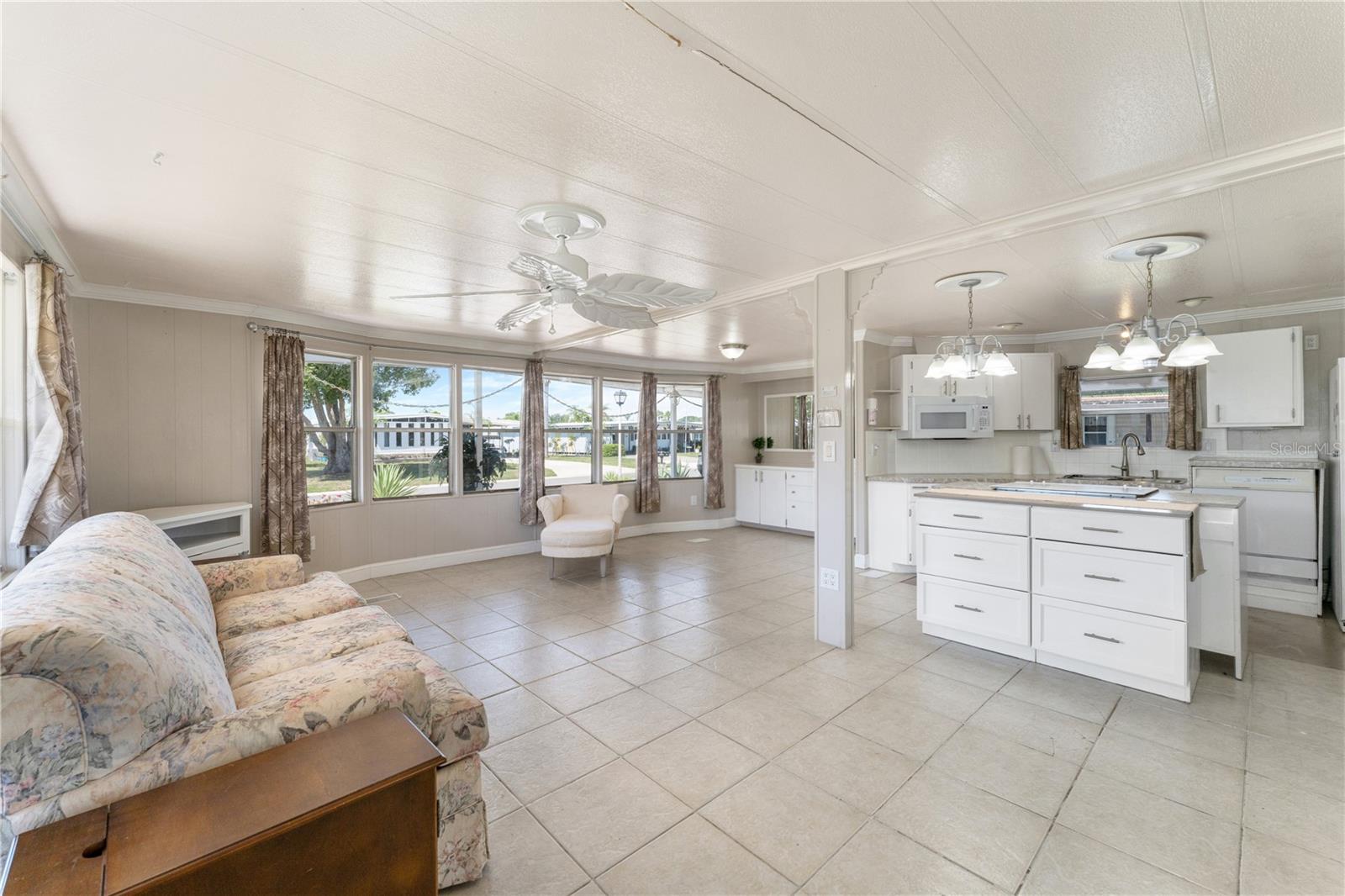 TAVARES LAKE FRANCES ESTATES - Residential