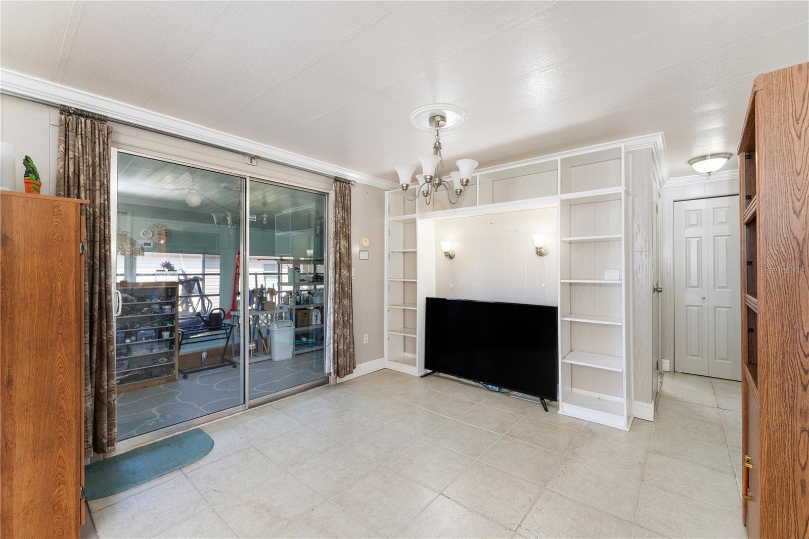 TAVARES LAKE FRANCES ESTATES - Residential