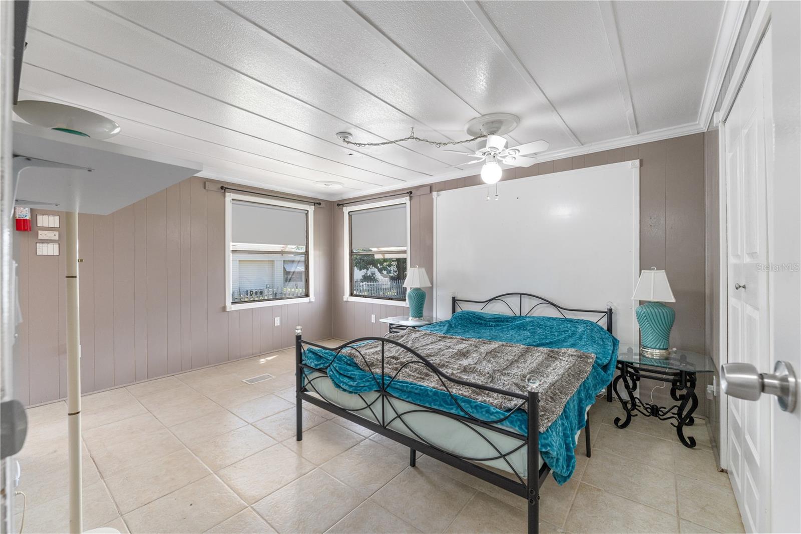 TAVARES LAKE FRANCES ESTATES - Residential
