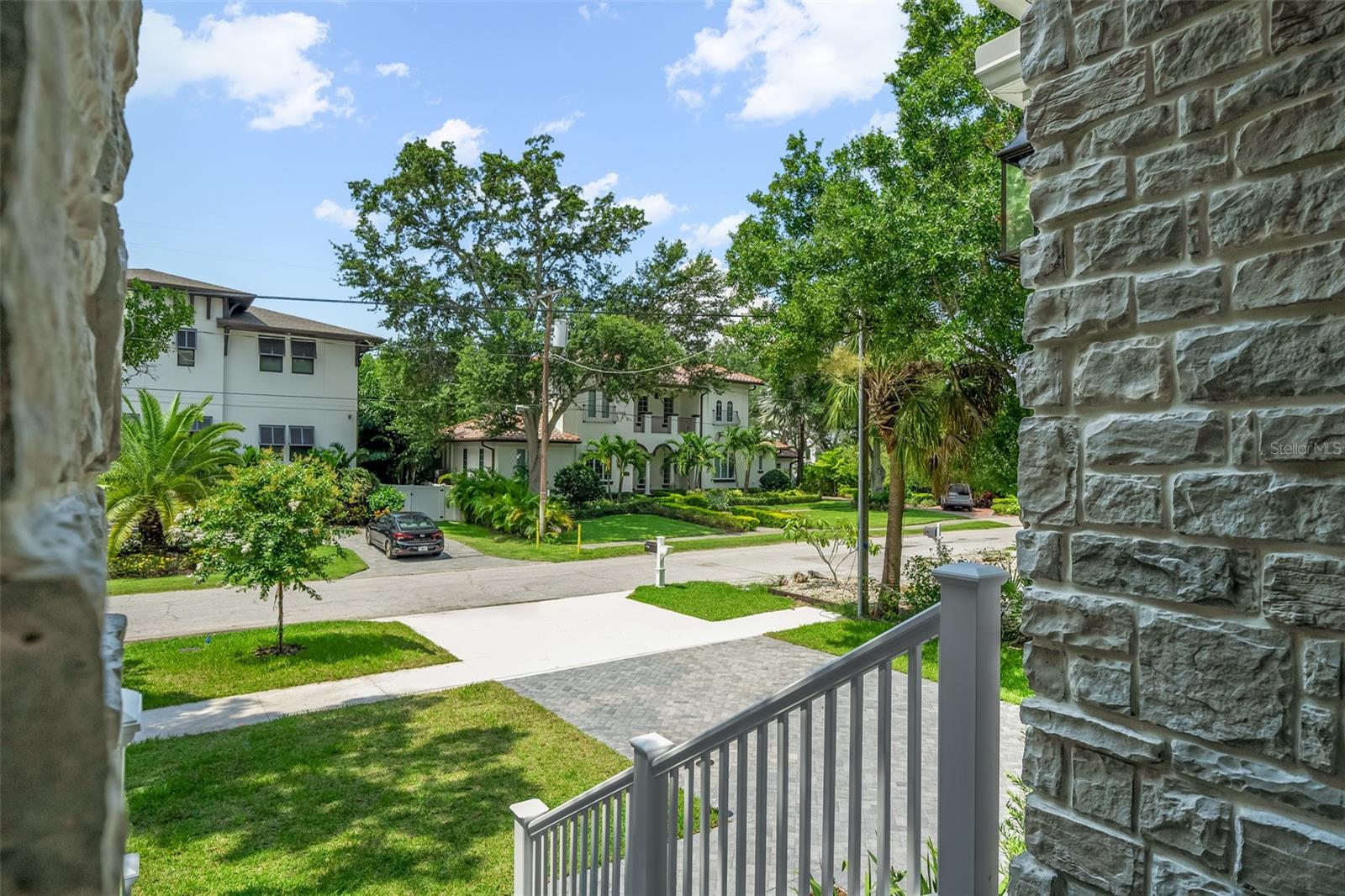 HENDERSON BEACH - Residential