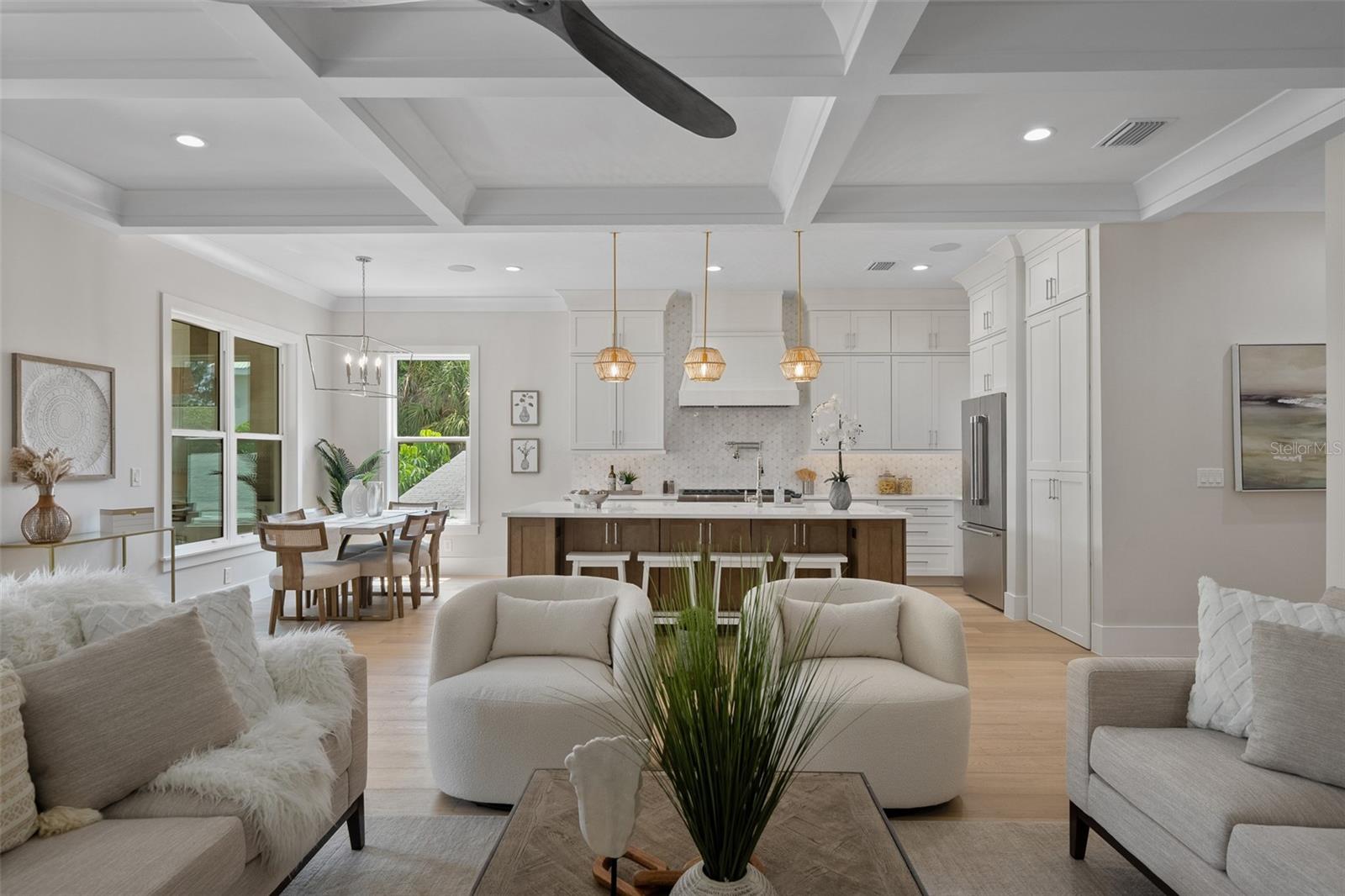 HENDERSON BEACH - Residential