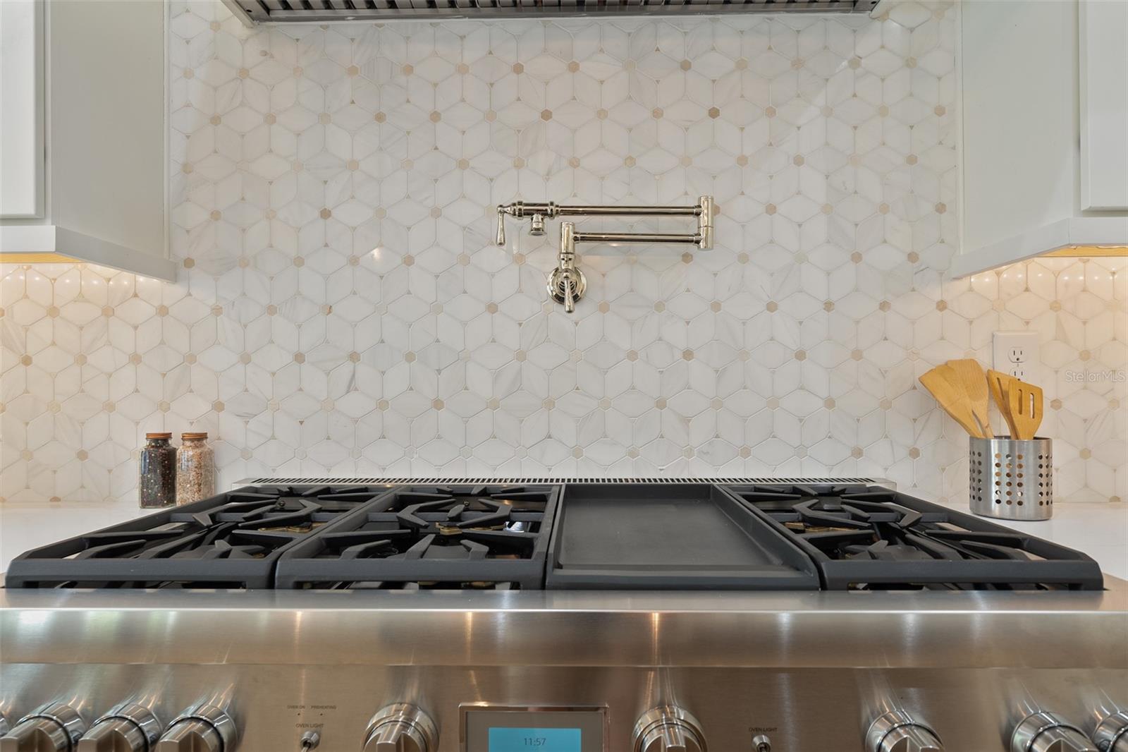 HENDERSON BEACH - Residential