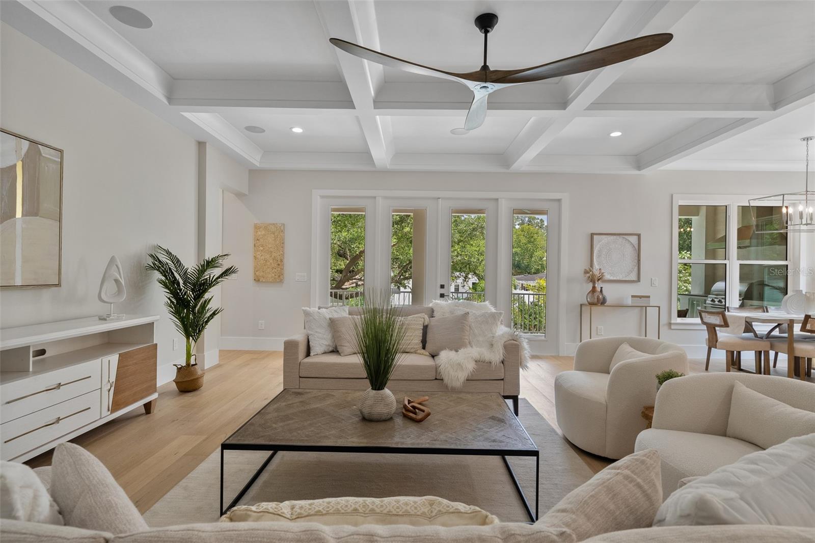 HENDERSON BEACH - Residential