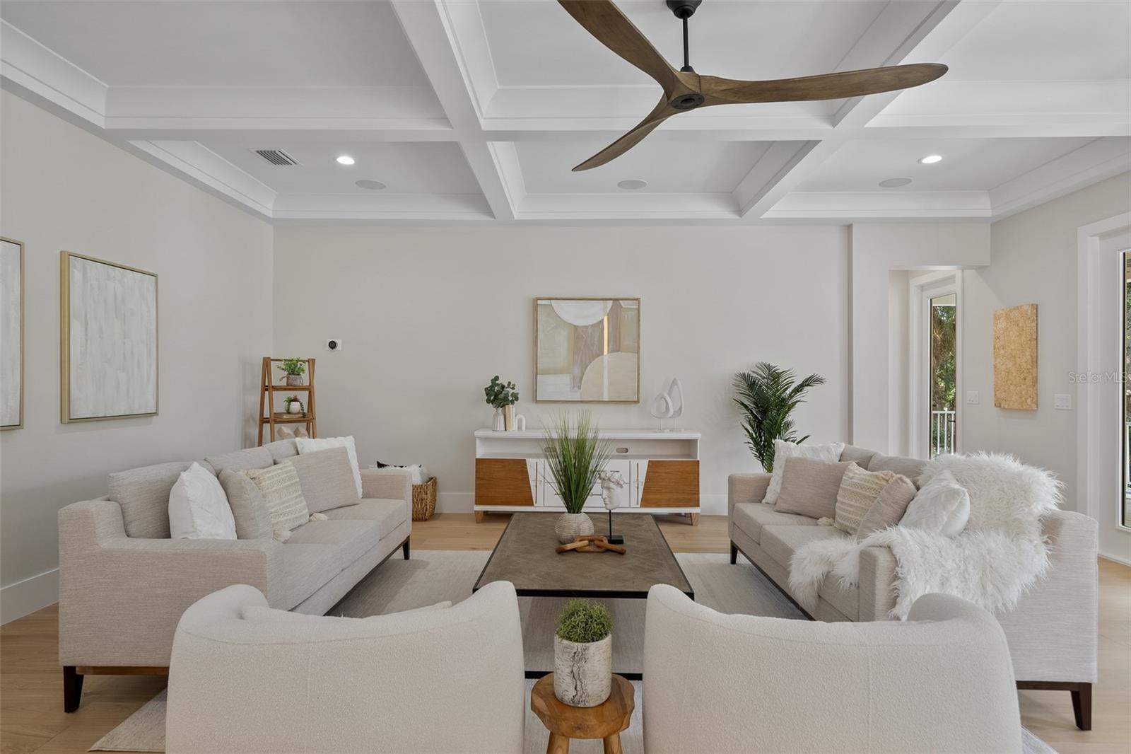 HENDERSON BEACH - Residential