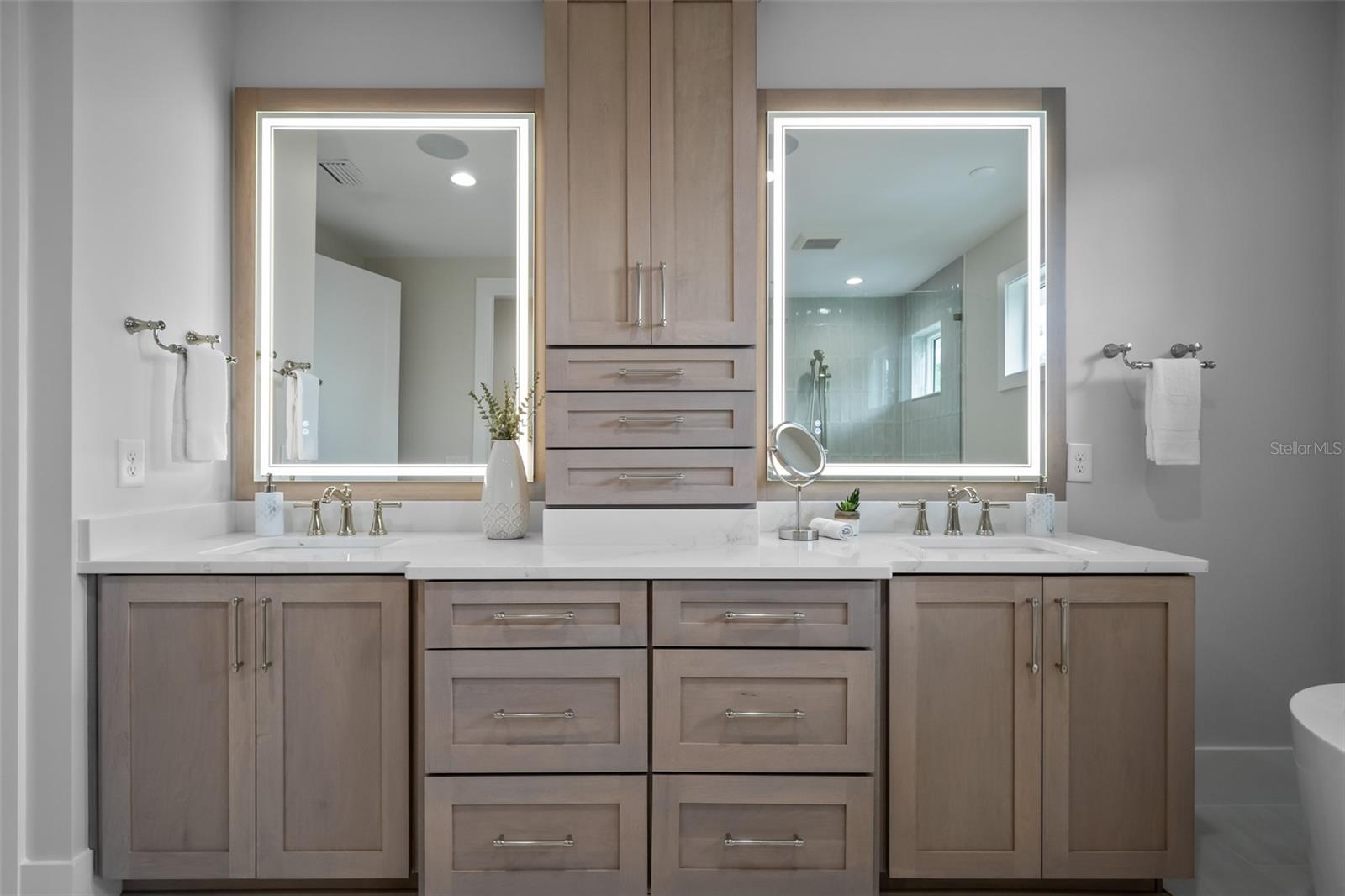 HENDERSON BEACH - Residential