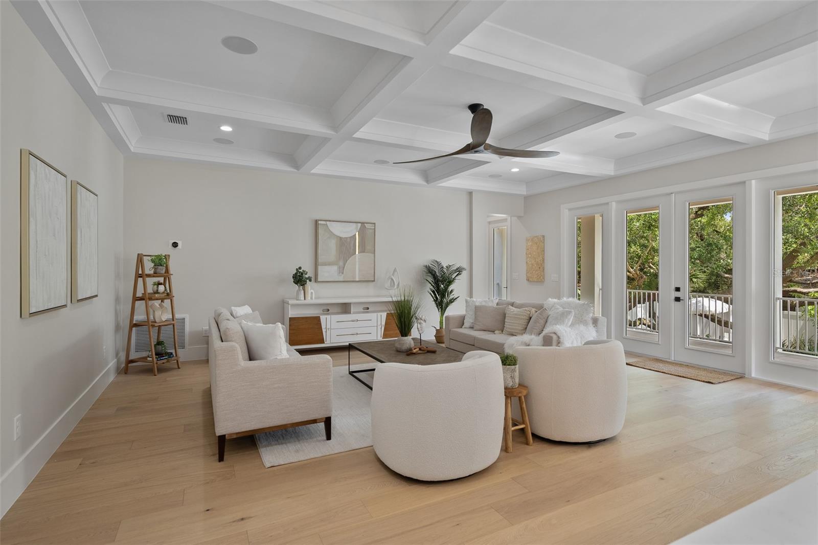 HENDERSON BEACH - Residential