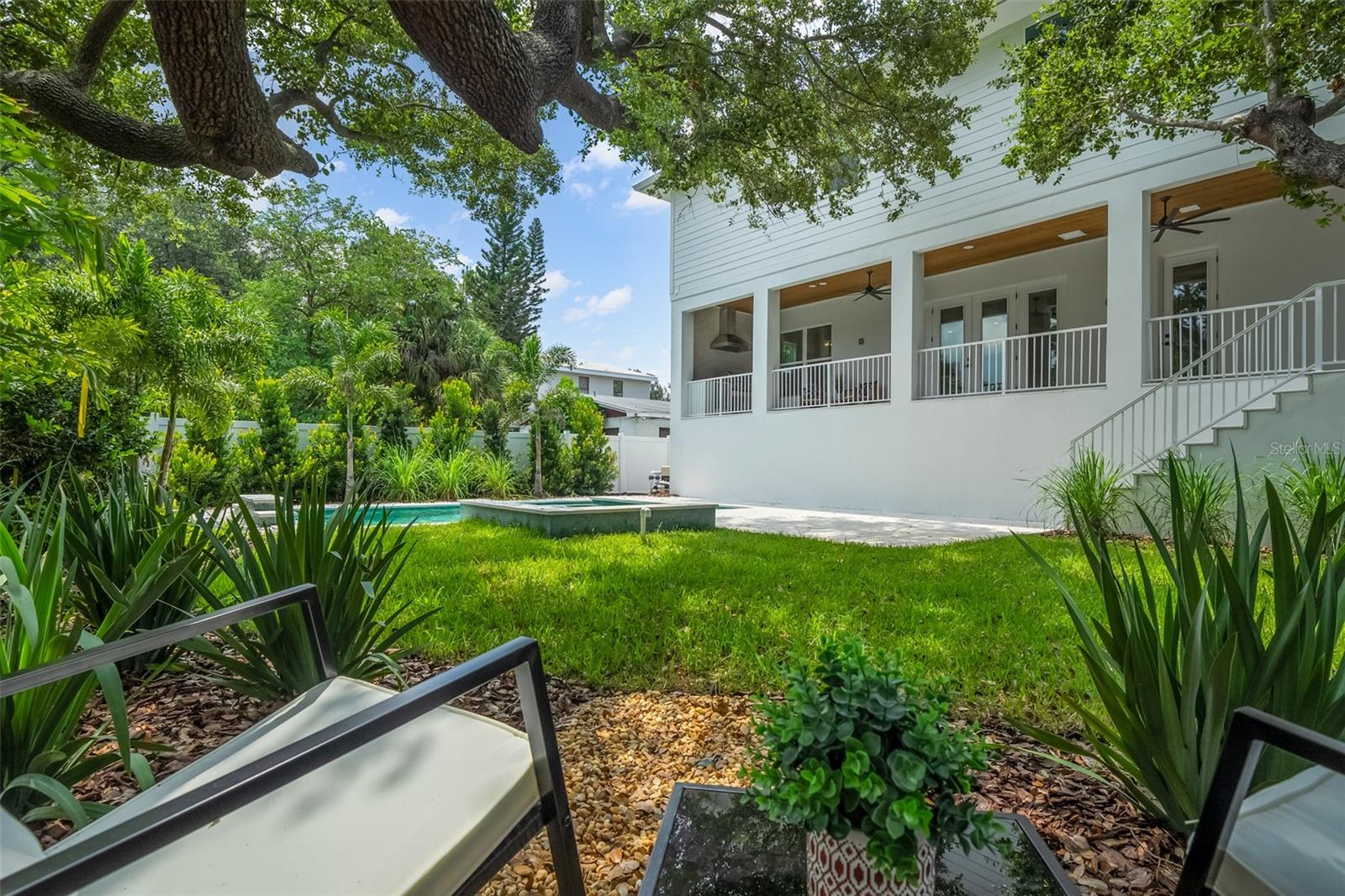 HENDERSON BEACH - Residential