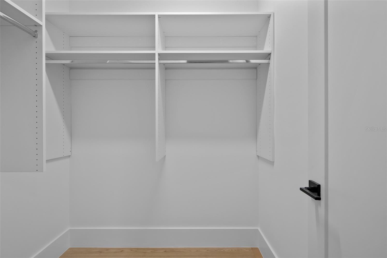 HENDERSON BEACH - Residential