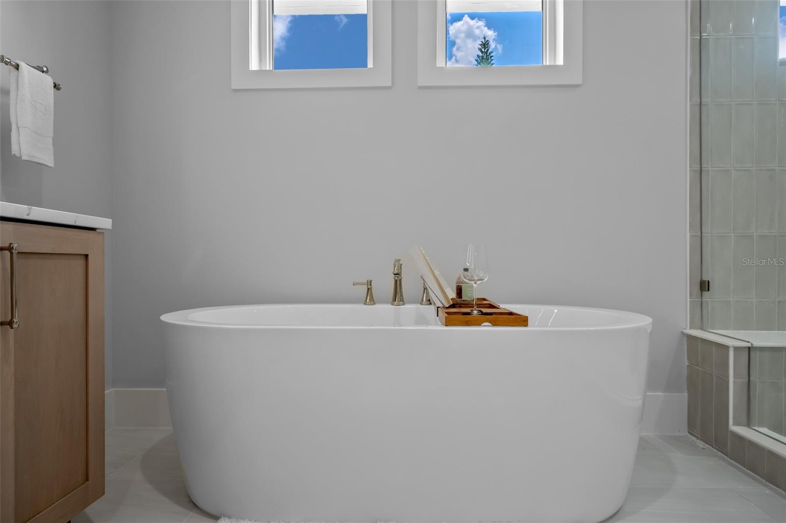 HENDERSON BEACH - Residential