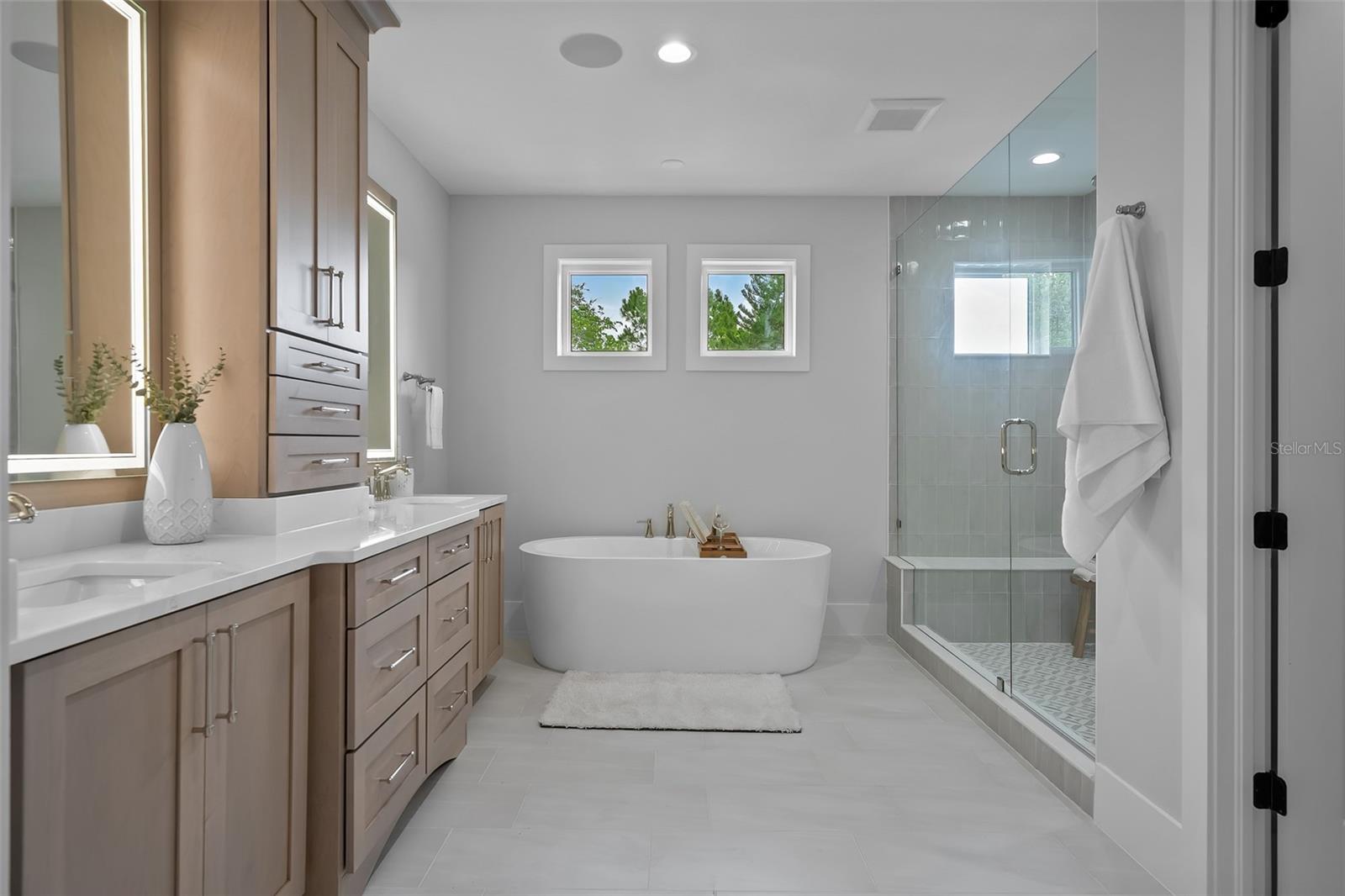 HENDERSON BEACH - Residential