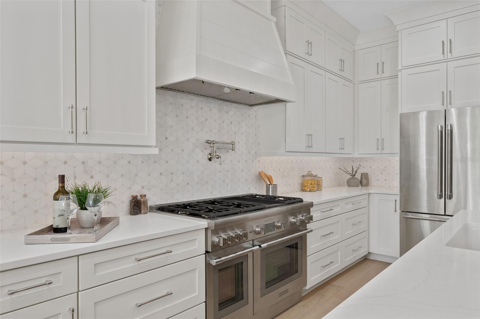 HENDERSON BEACH - Residential