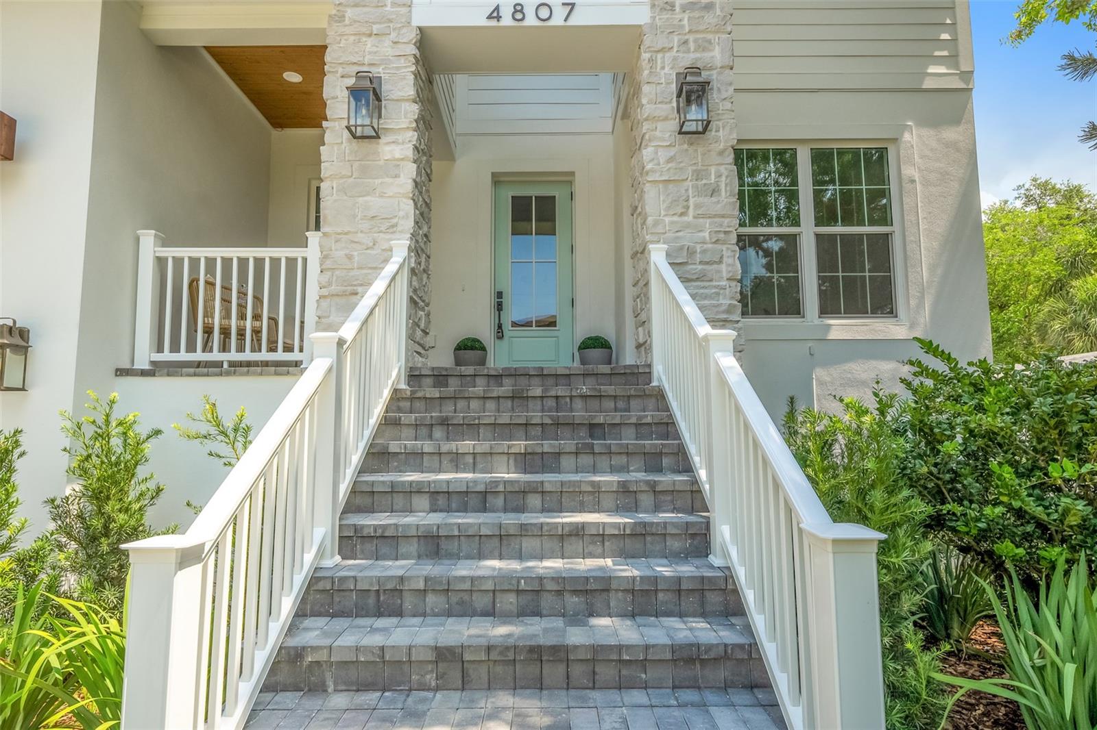 HENDERSON BEACH - Residential