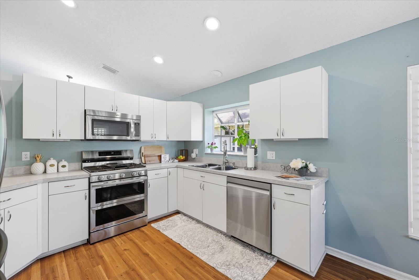 WYNDTREE VILLAGE 11 12 - Residential