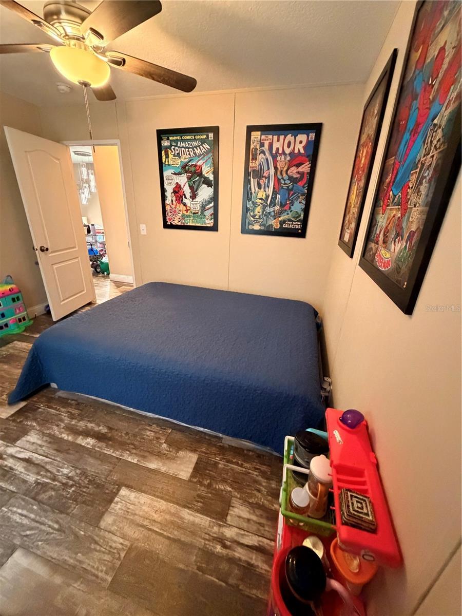 ACREAGE - Residential