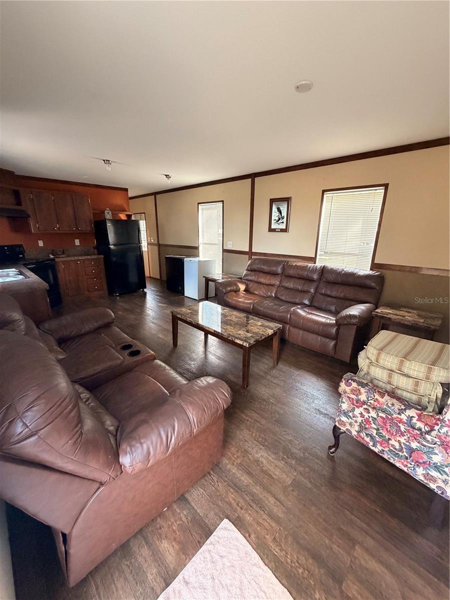 ACREAGE - Residential