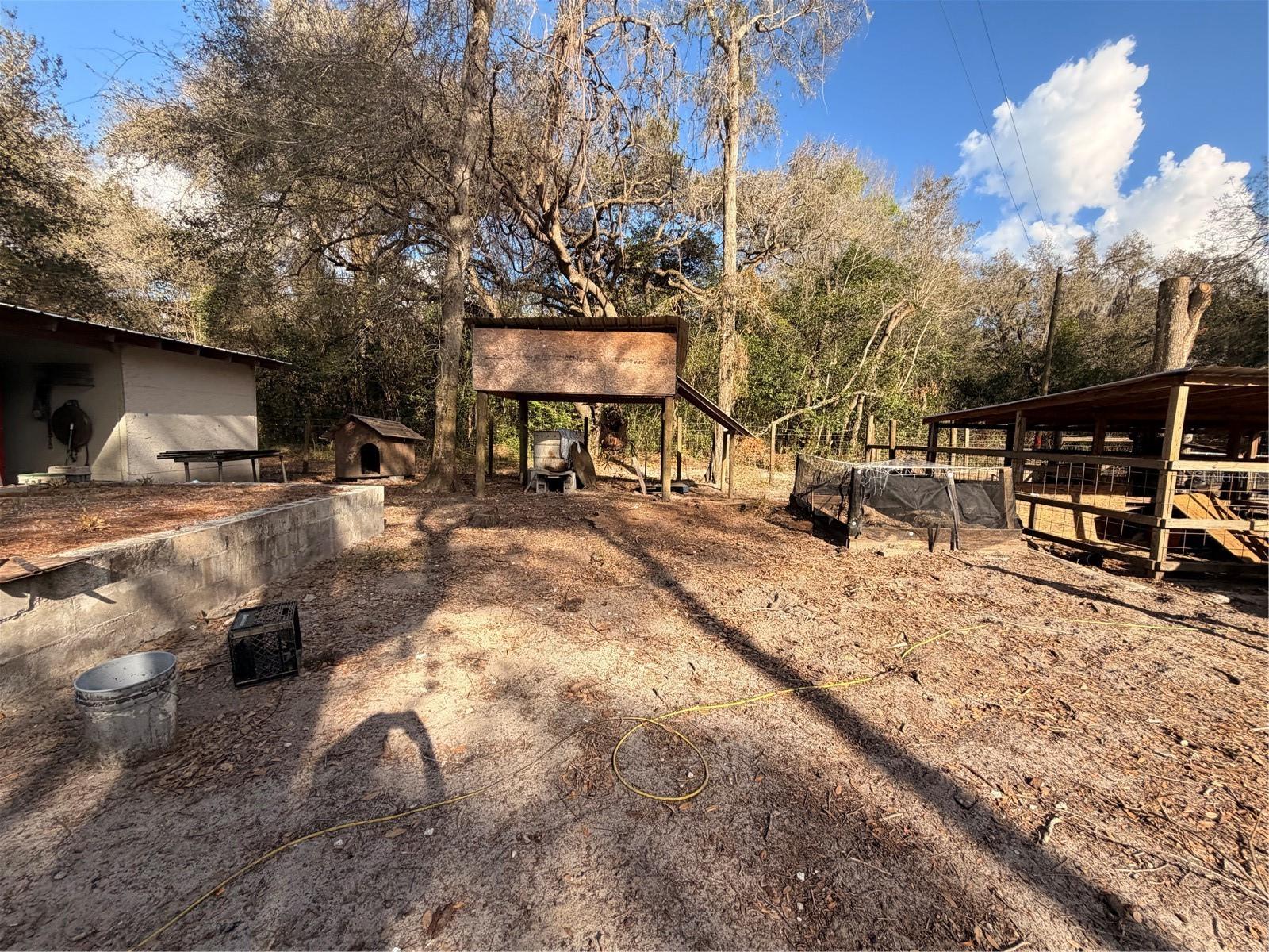 ACREAGE - Residential