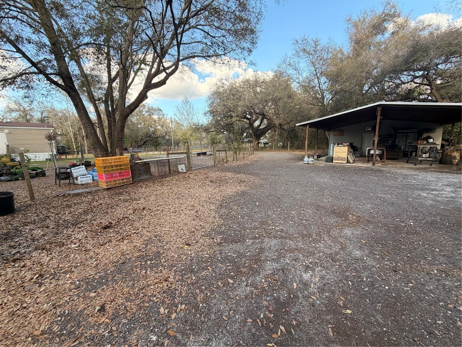 ACREAGE - Residential