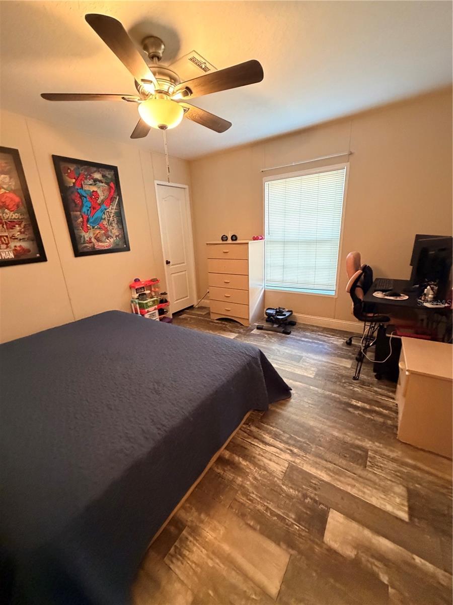 ACREAGE - Residential