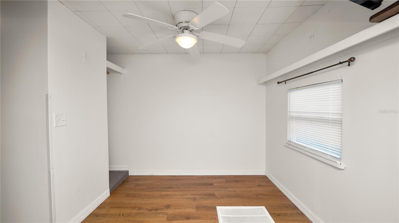 FAIRVIEW VILLAGE - Residential