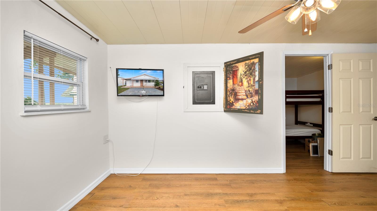 FAIRVIEW VILLAGE - Residential