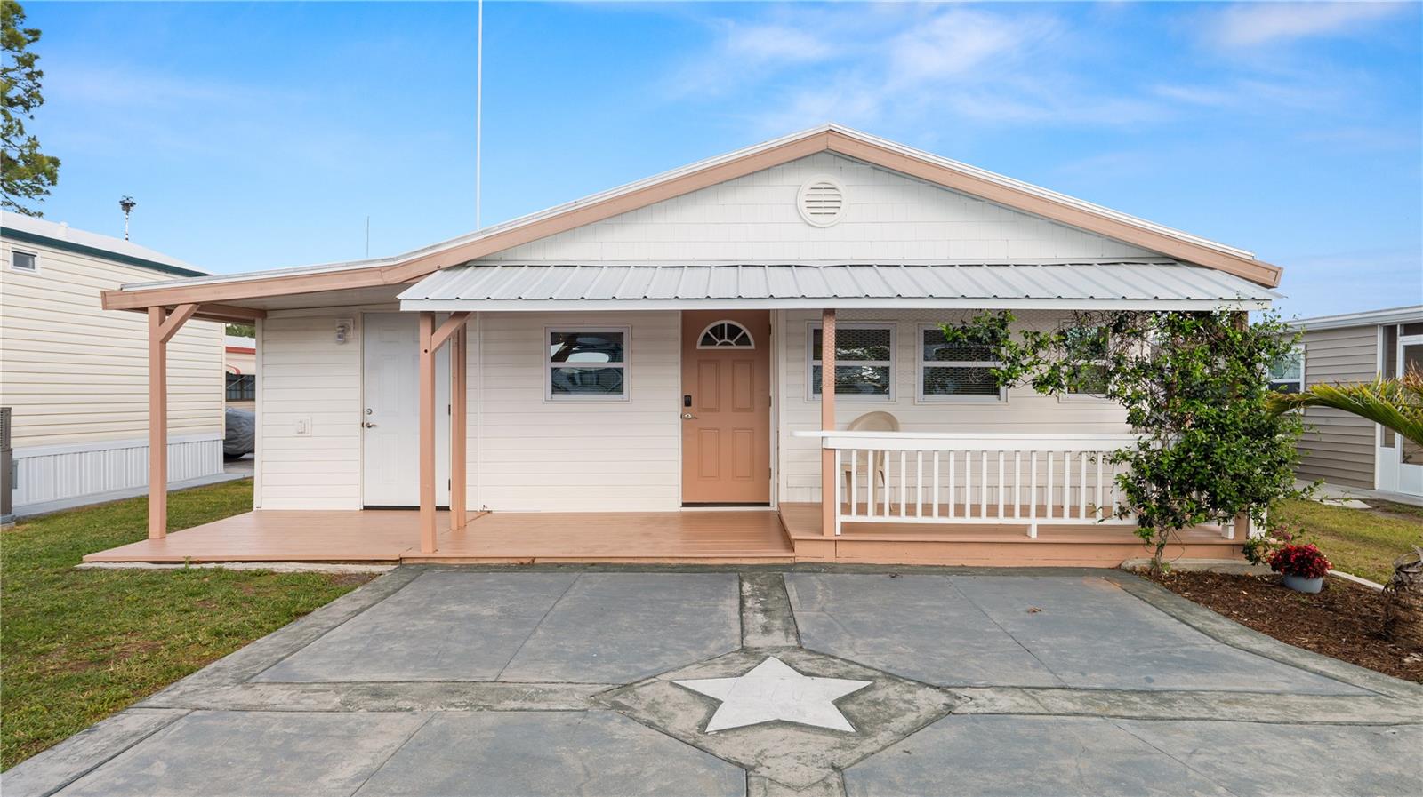 FAIRVIEW VILLAGE - Residential