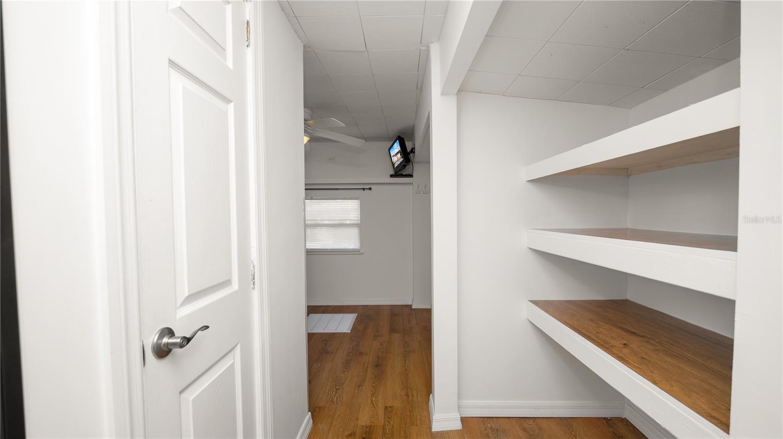 FAIRVIEW VILLAGE - Residential