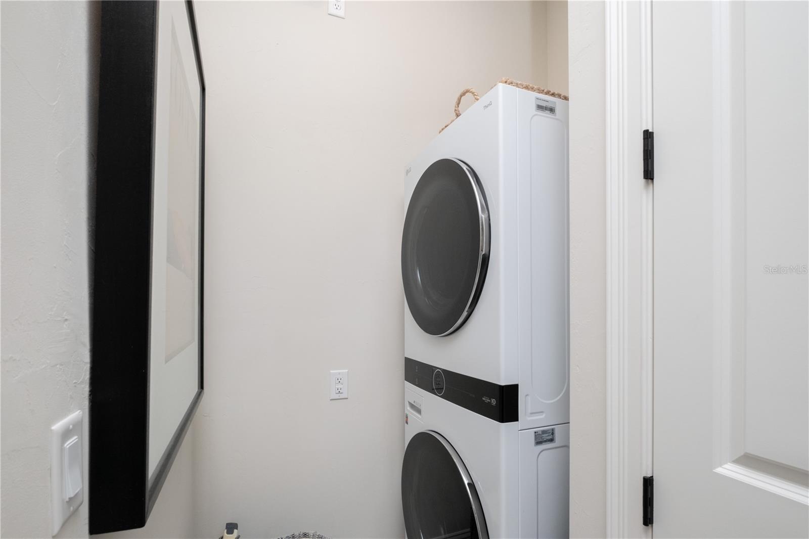 OAKMONT PH 2 PB 32 PG 30 - Residential