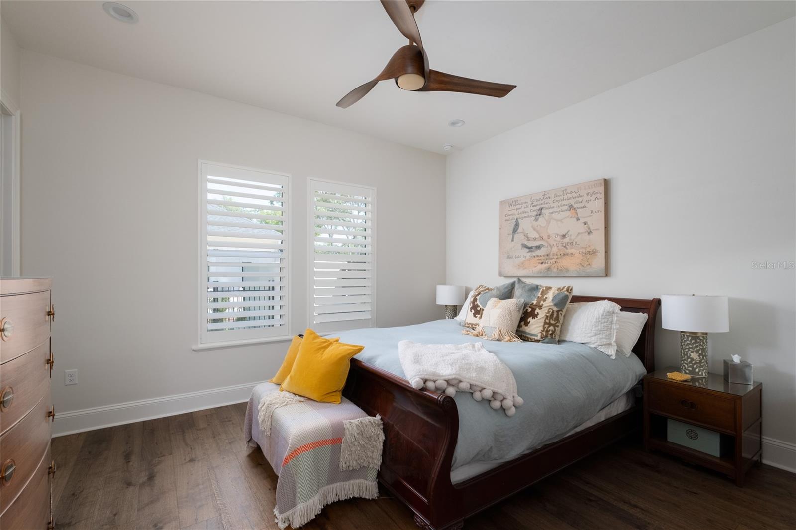 OAKMONT PH 2 PB 32 PG 30 - Residential