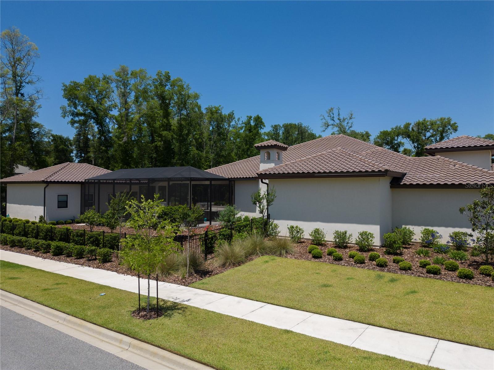 OAKMONT PH 2 PB 32 PG 30 - Residential